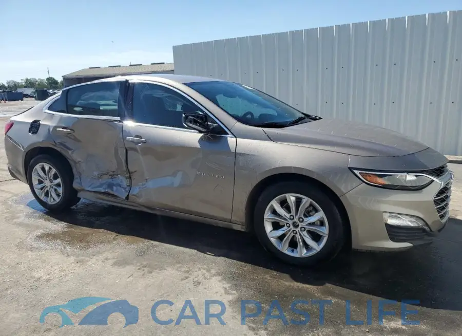 1G1ZD5ST9PF202075# 4
