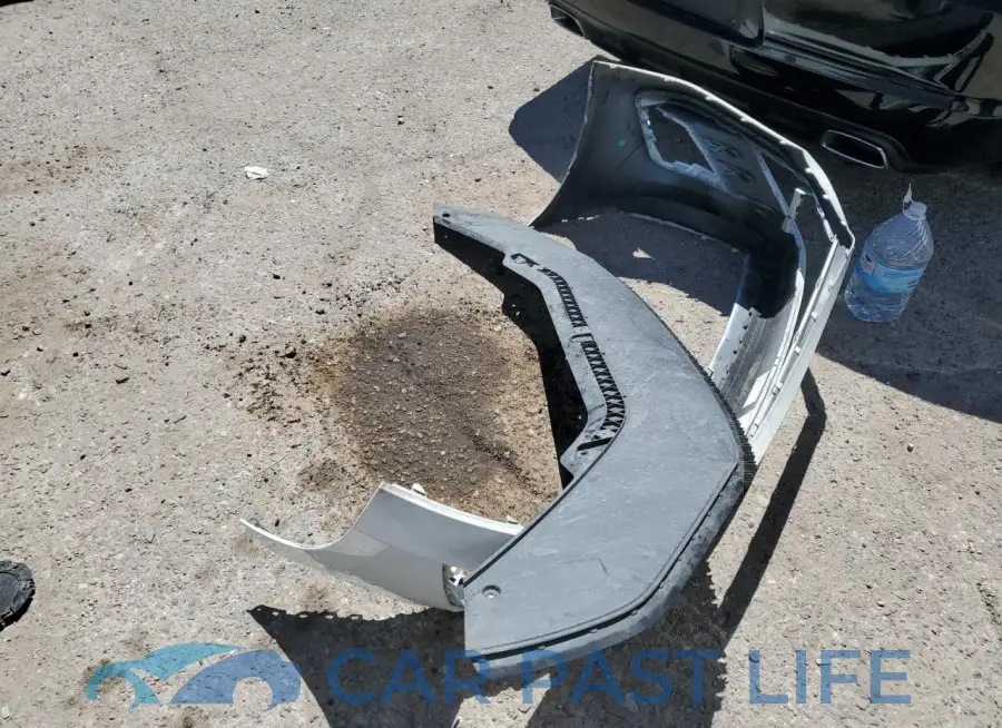 1VWDT7A33HC047475# 12