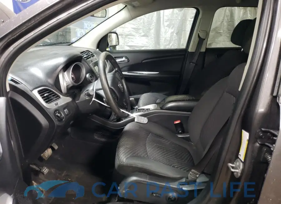 3C4PDCBG5GT137303# 7