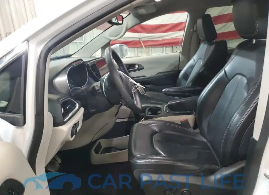2C4RC1BG5NR198196# 7
