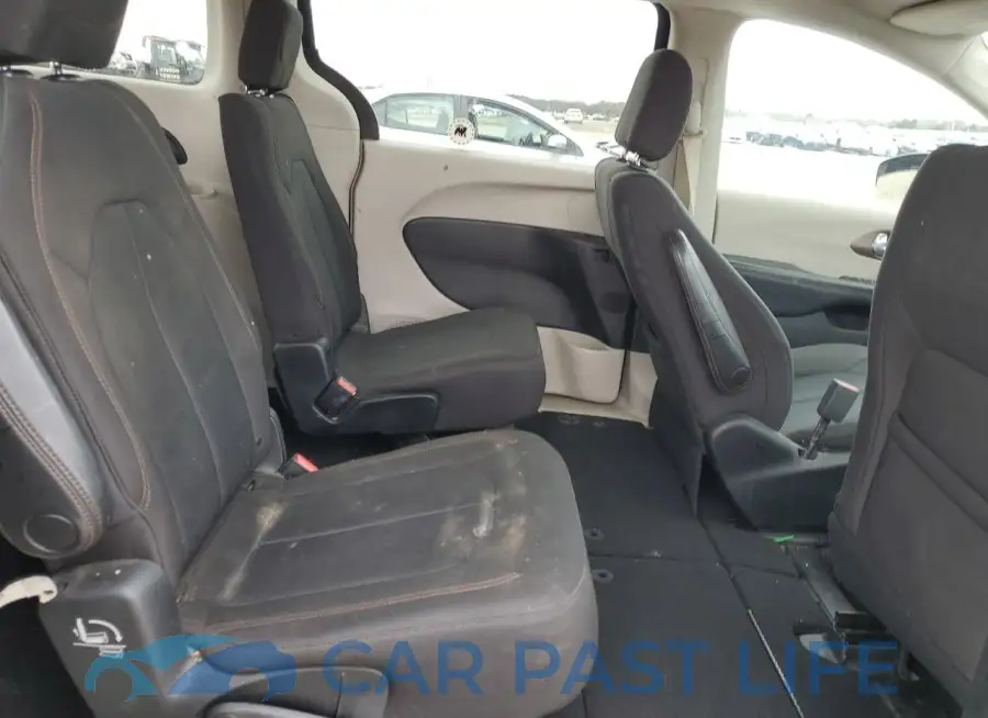 2C4RC1CGXHR521449# 11