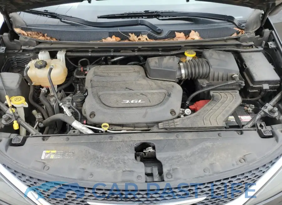 2C4RC1CGXHR521449# 12