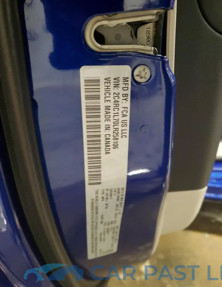 2C4RC1L70LR258106# 12