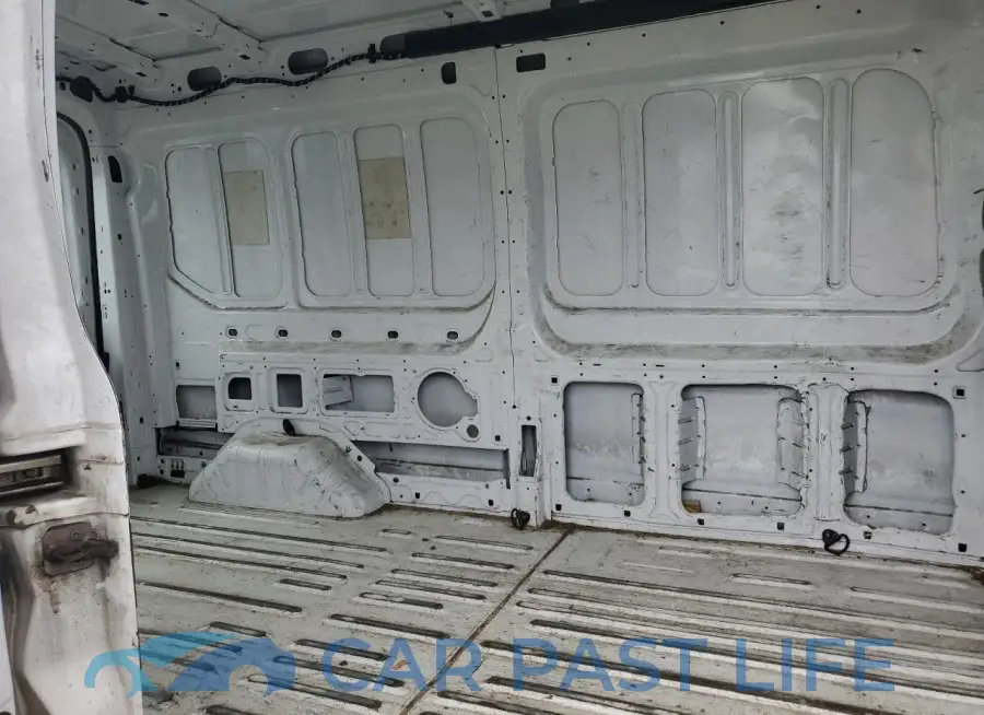 1FTYE2CM8HKA24531# 11