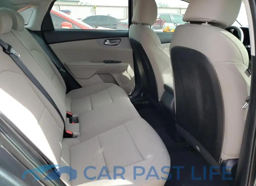 3KPF24AD5LE209789# 10