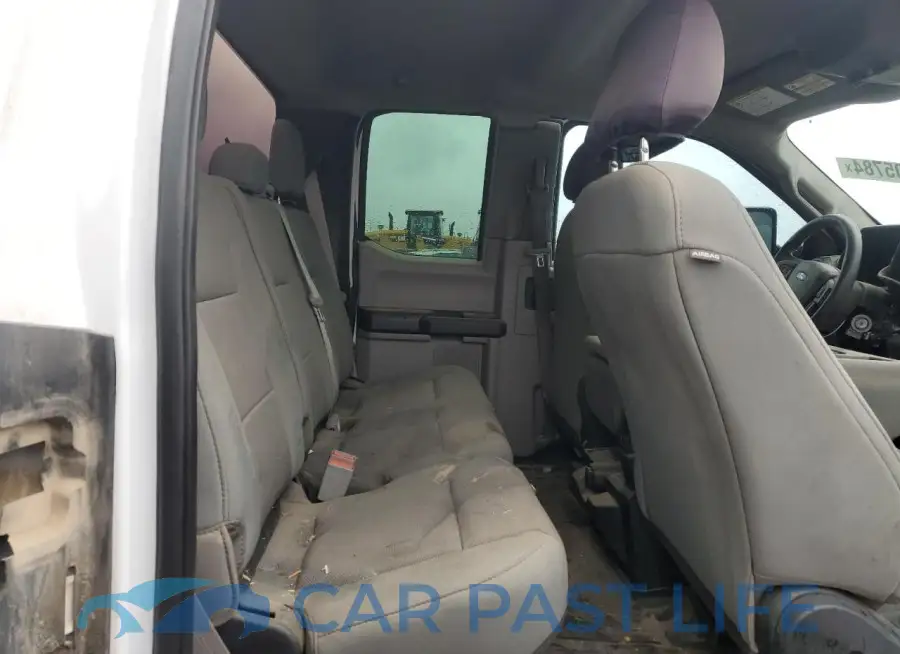 1FD8X3FTXJEC41209# 10