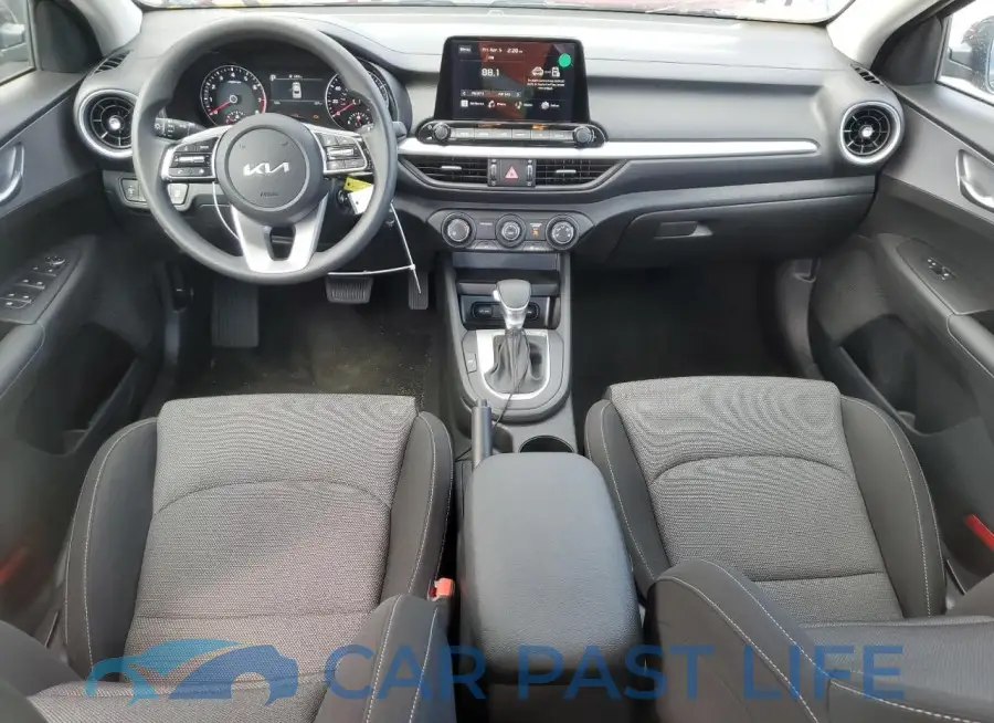 3KPF24AD6PE687757# 8