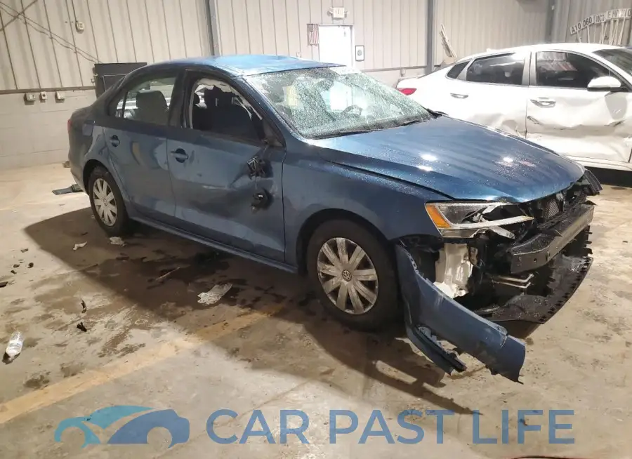 3VW2K7AJ7FM278495# 4