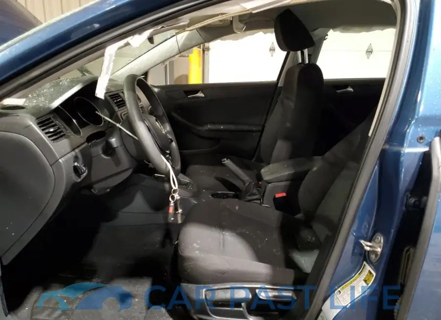 3VW2K7AJ7FM278495# 7