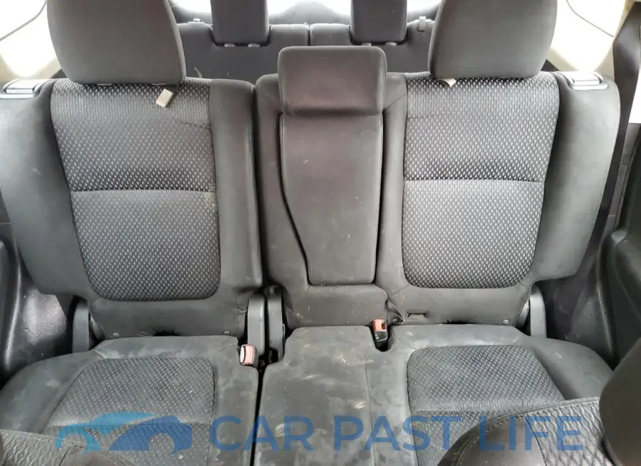 JA4AD2A38JZ037219# 10