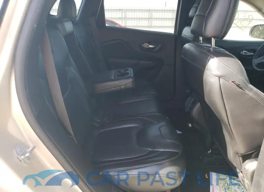 1C4PJLDB5FW708078# 10