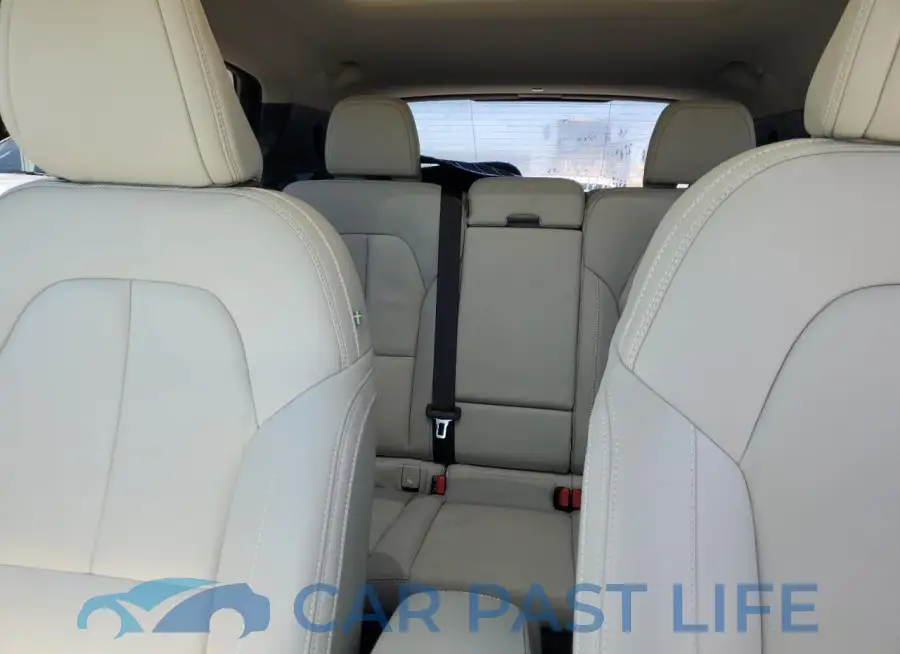 YV4162UK6M2433128# 10