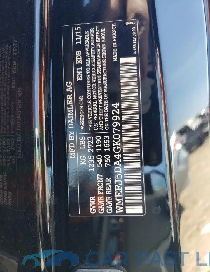 WMEFJ5DA4GK079924# 12