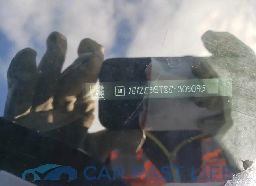 1G1ZE5ST8GF305095# 12