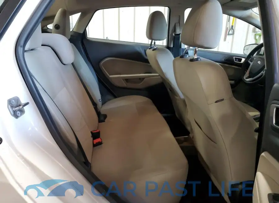 3FADP4BJ7GM118392# 10