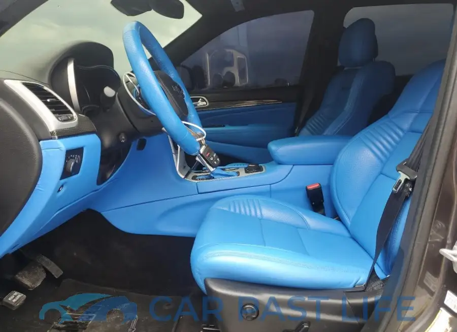 1C4RJFN97JC323038# 7