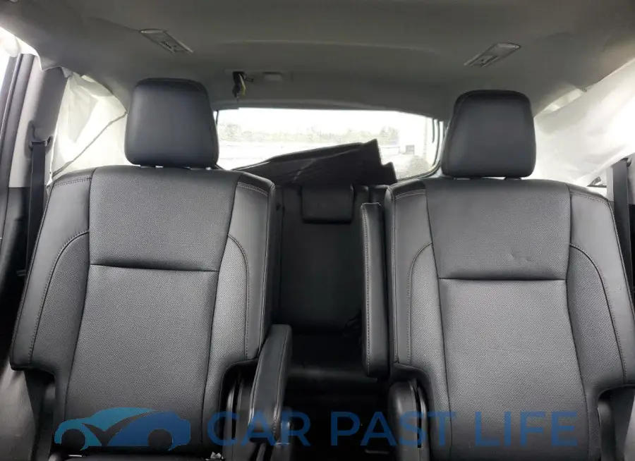 5TDDZRFH2KS926196# 10