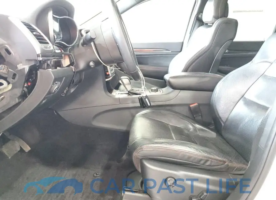 1C4RJFLT8JC368956# 7