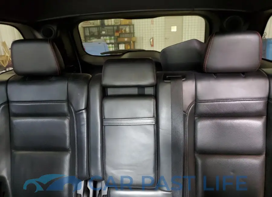 1C4RJFLT8JC368956# 10