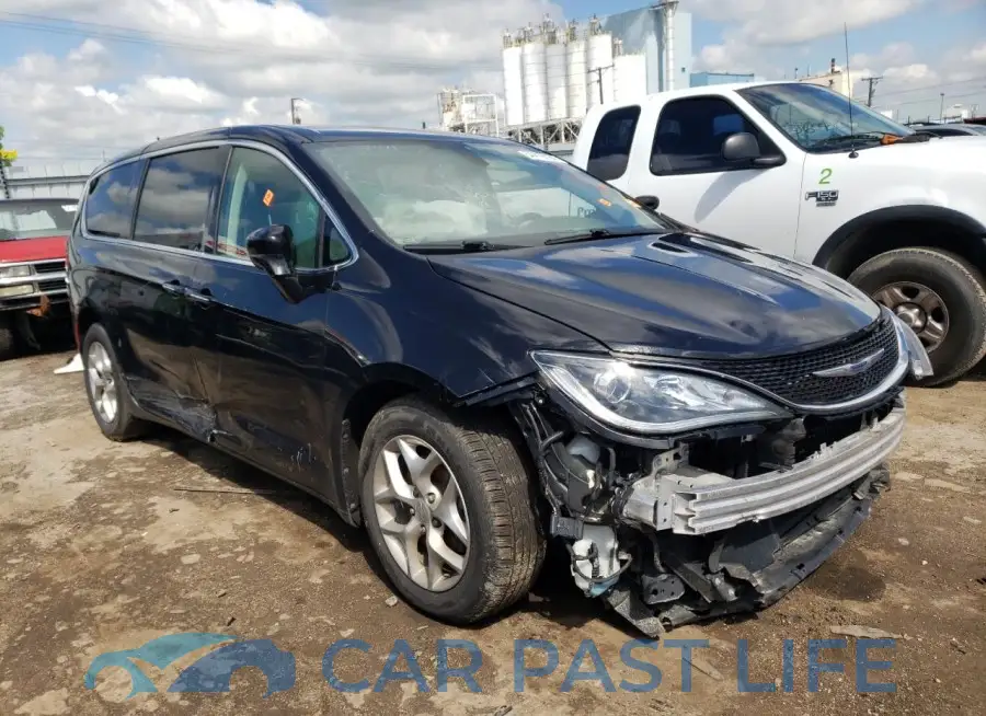 2C4RC1FG4LR107877# 4
