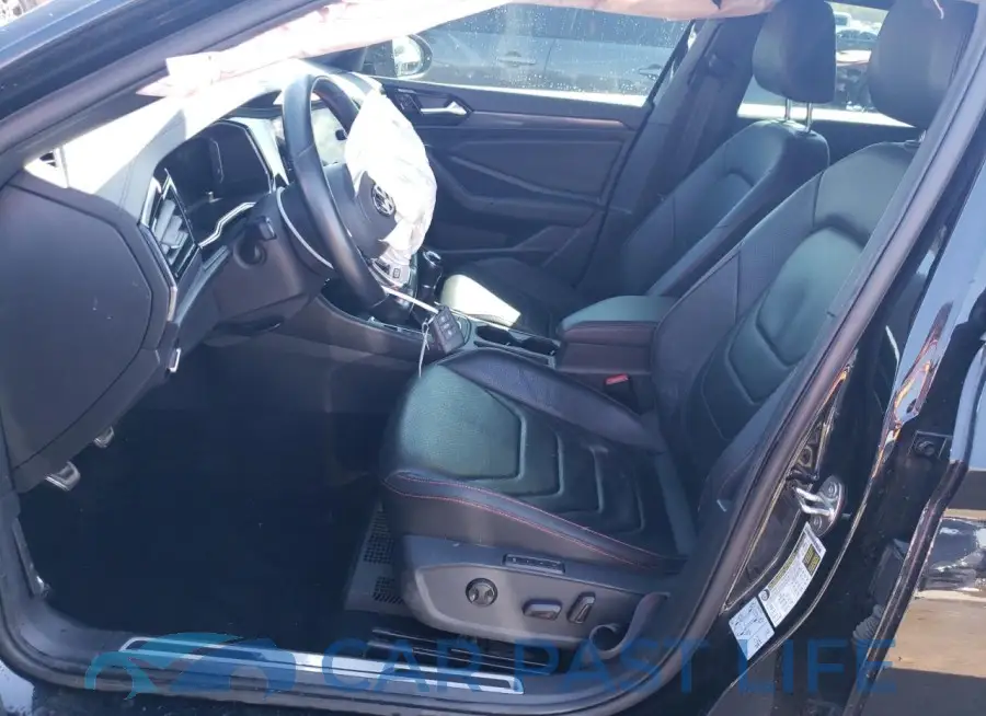 3VW5T7BU9MM021404# 7