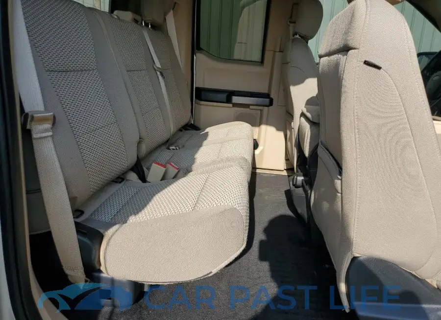 1FTFX1E54JFA78635# 10