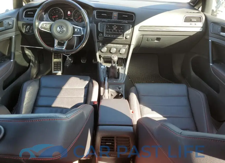 3VW5T7AU2GM069218# 8