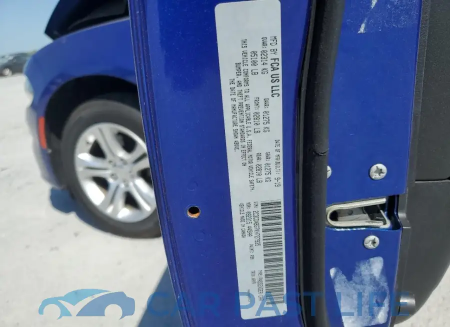 2C3CDXBG7KH727935# 12