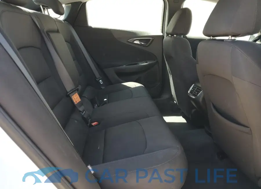 1G1ZD5ST3PF205716# 10