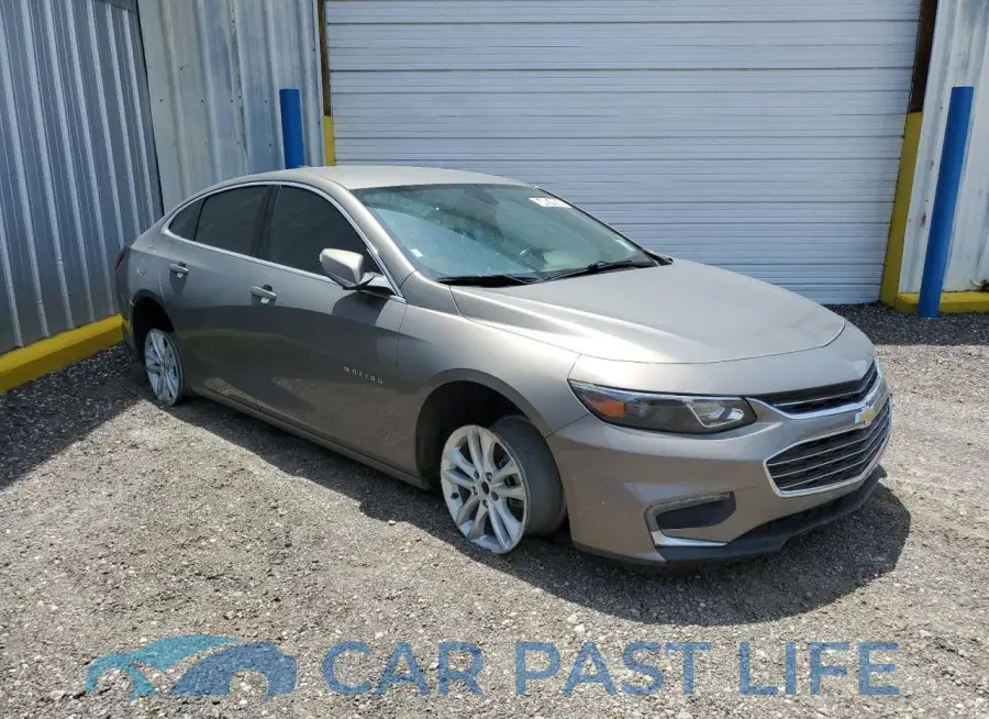 1G1ZD5ST8JF145472# 4