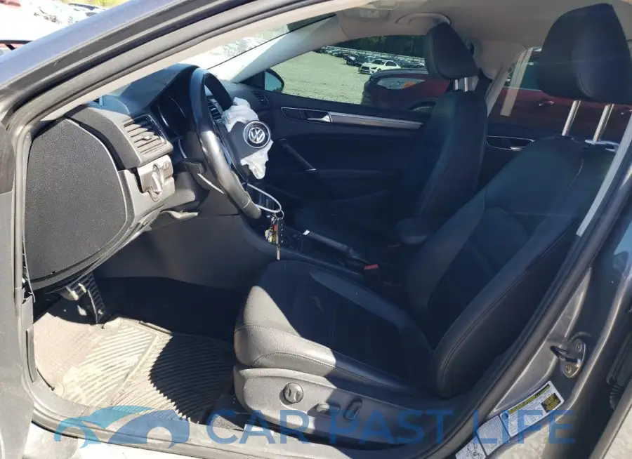 1VWDT7A34HC060459# 7
