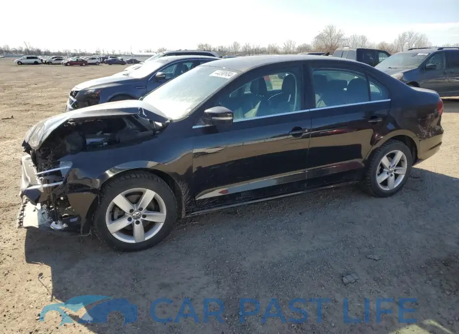 3VWD07AJ3GM355900# 1