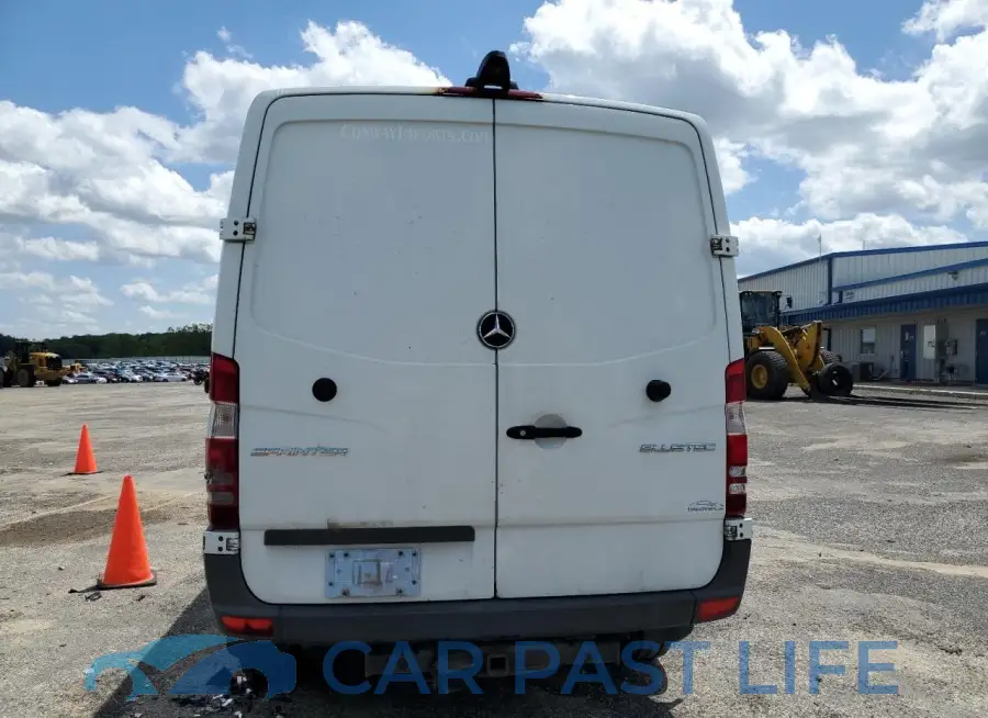 WD3PE7DC3FP135240# 6