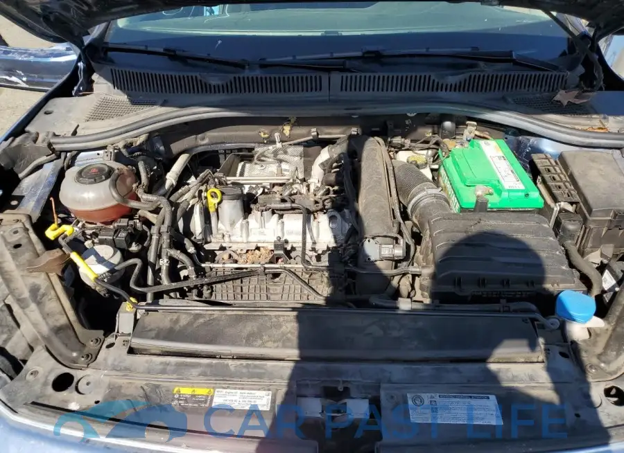 3VWC57BU2KM050998# 11