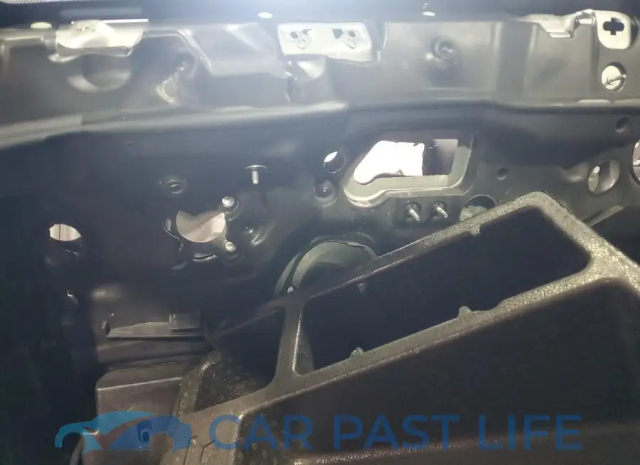 2C3CDXGJ5MH566010# 9