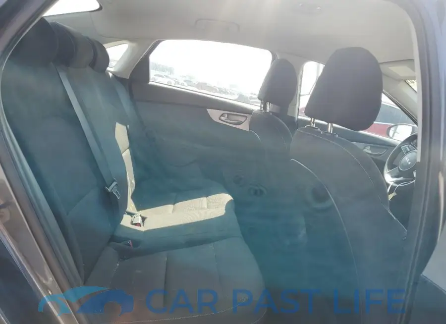 3KPF24AD8PE651892# 10