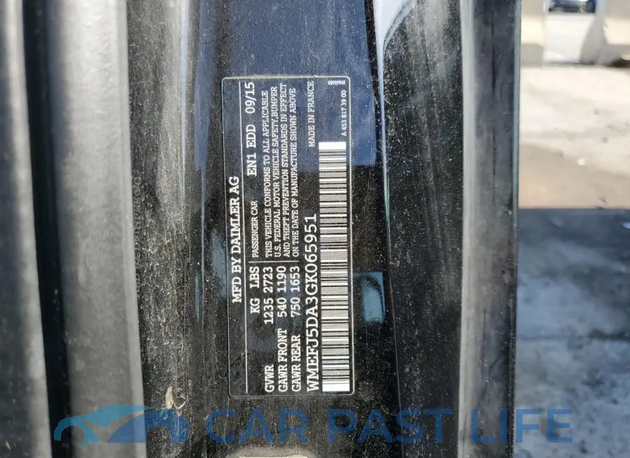 WMEFJ5DA3GK065951# 12