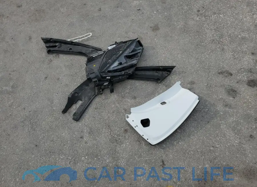 ZHWUF5ZF6LLA15572# 12