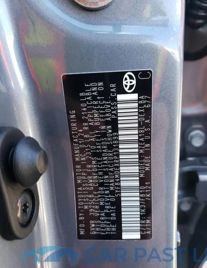5YFB4MDEXRP131899# 12