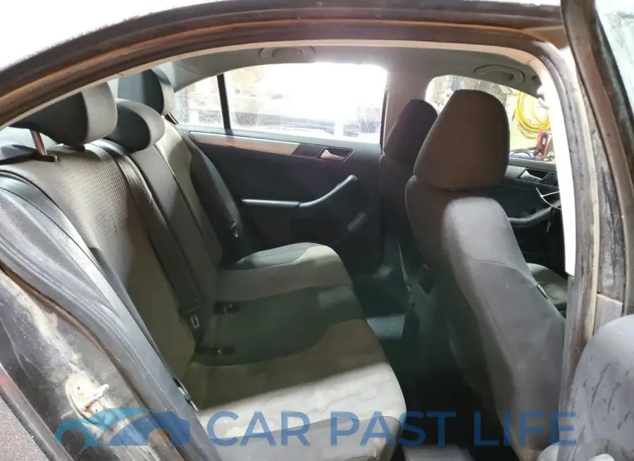 3VW167AJ3HM392223# 10