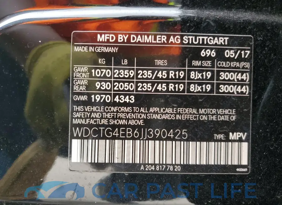 WDCTG4EB6JJ390425# 13