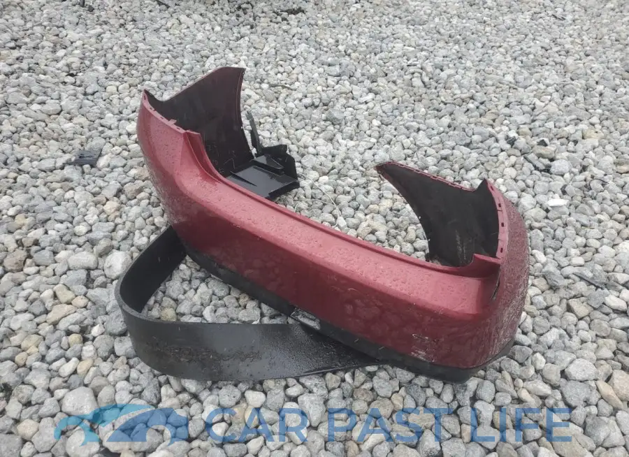 JF1GJAK6XFH020744# 12