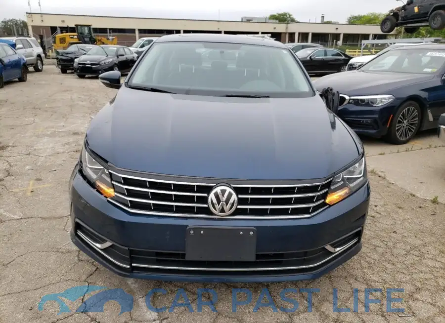 1VWLA7A38KC001102# 5