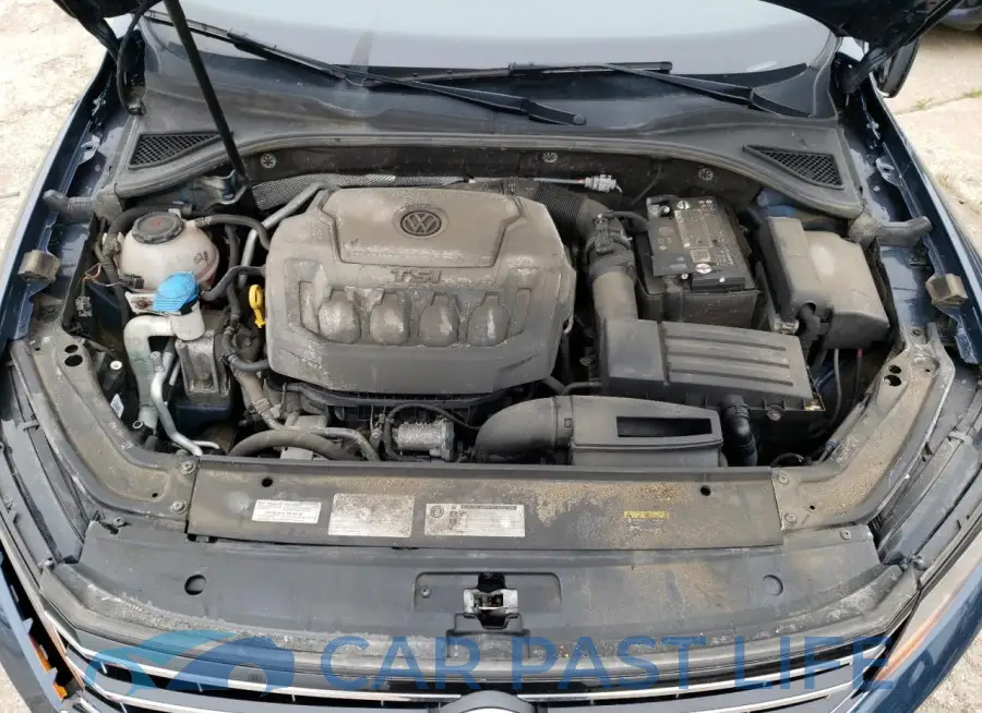 1VWLA7A38KC001102# 11