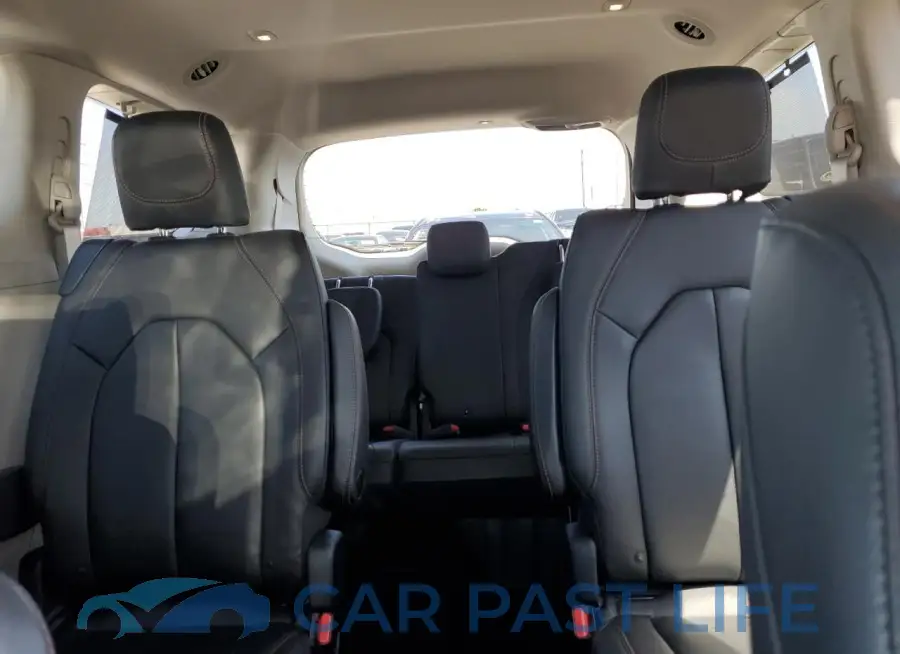 2C4RC1EG5JR167066# 10