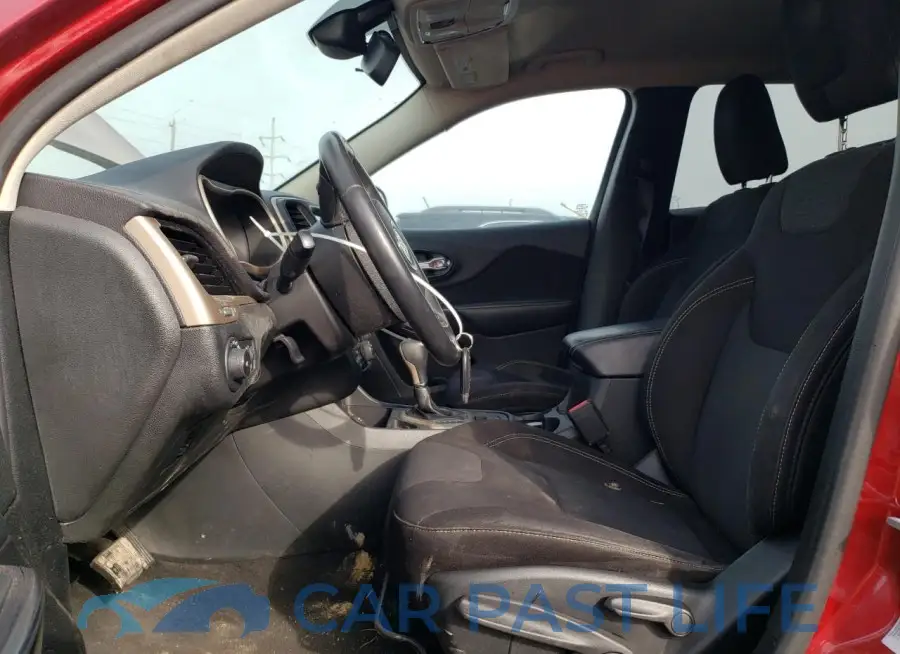 1C4PJLCB2FW517557# 7