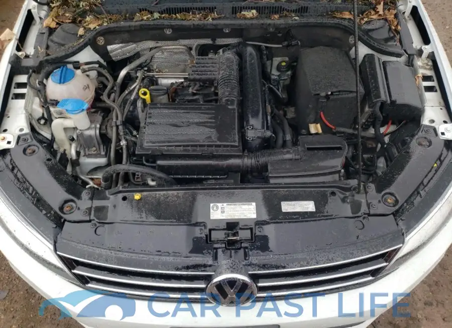 3VW2B7AJ2HM315441# 11