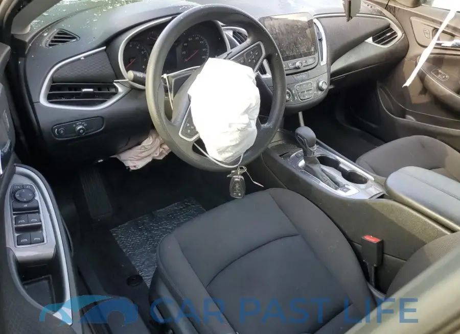 1G1ZD5ST8PF125912# 8