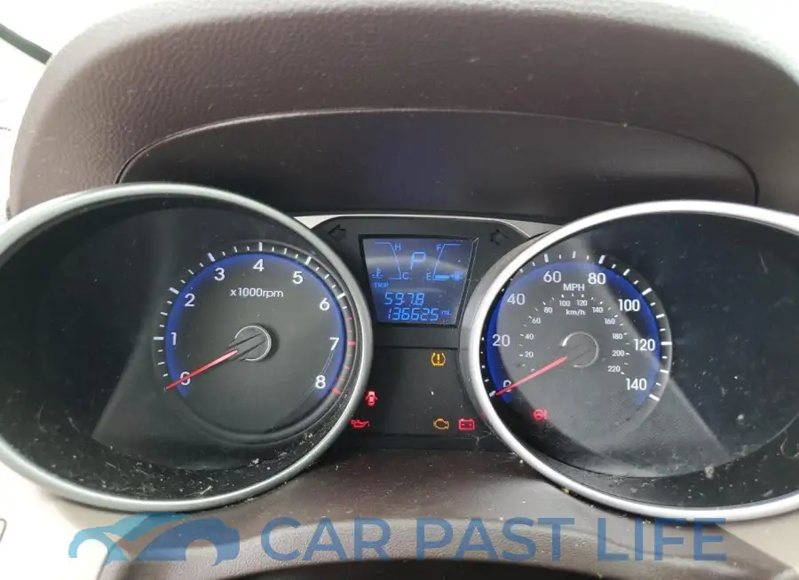 KM8JTCAF4FU069108# 9