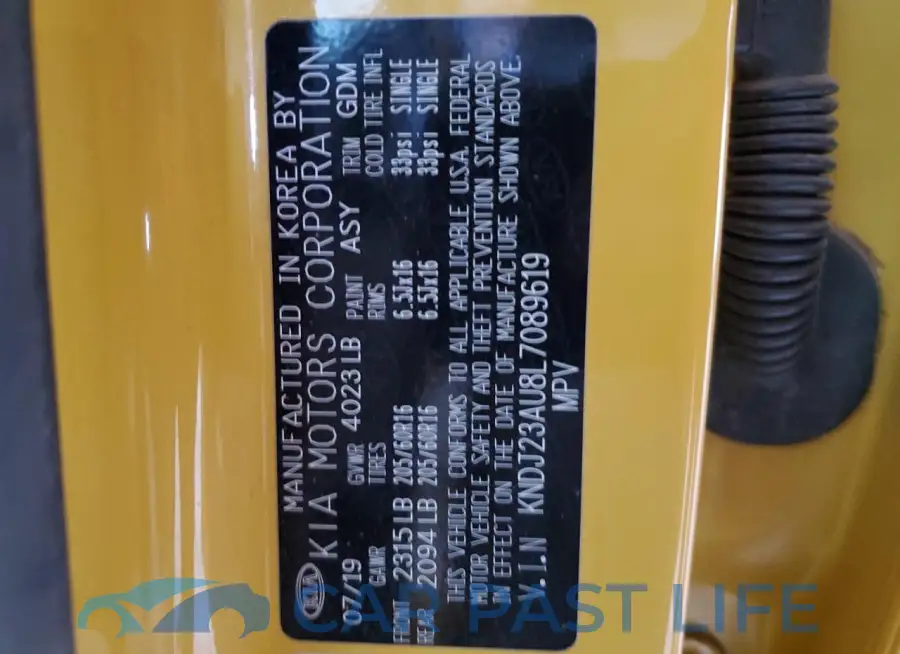 KNDJ23AU8L7089619# 13